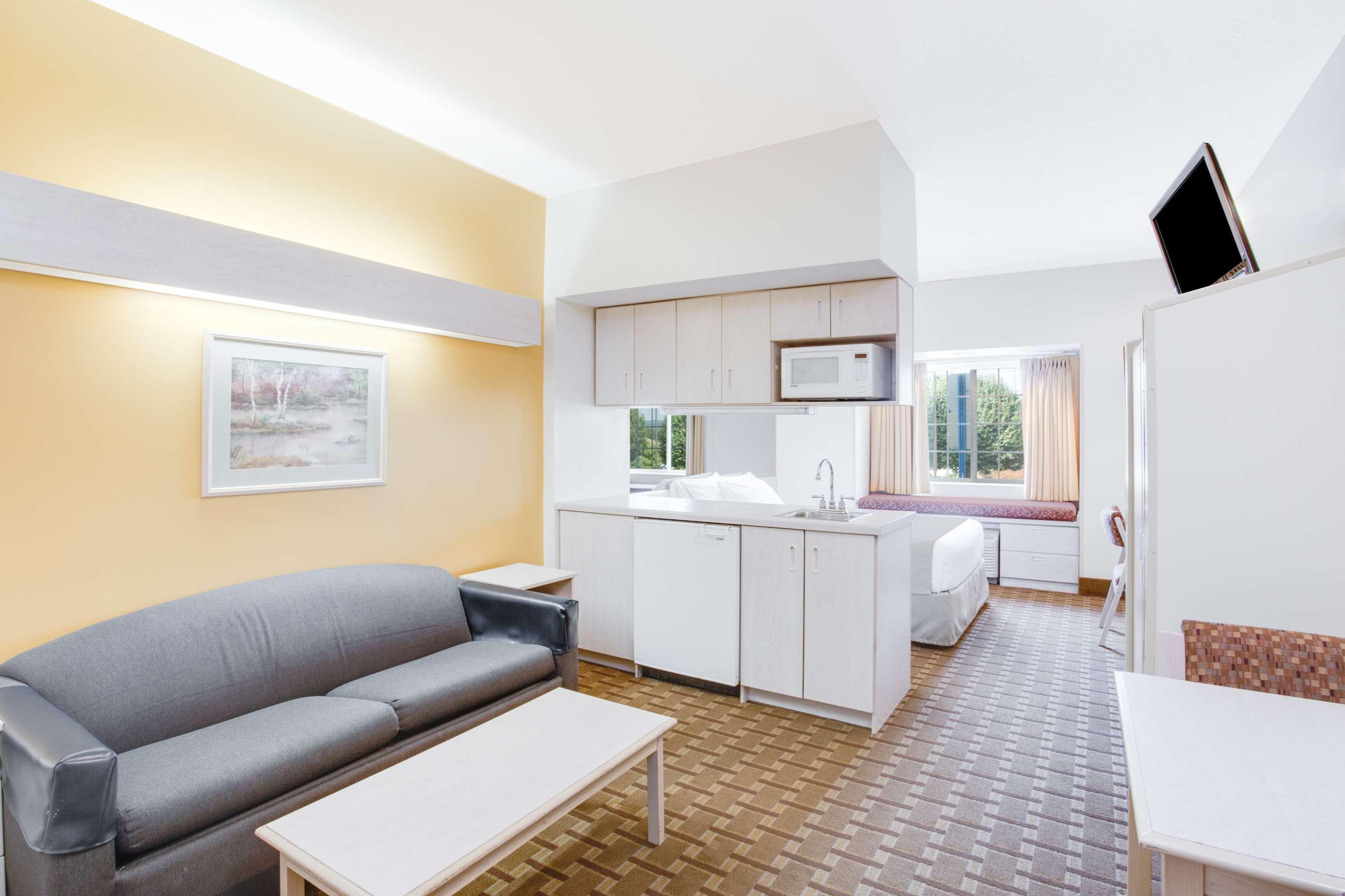 Surestay Hotel By Best Western Christiansburg Blacksburg Εξωτερικό φωτογραφία