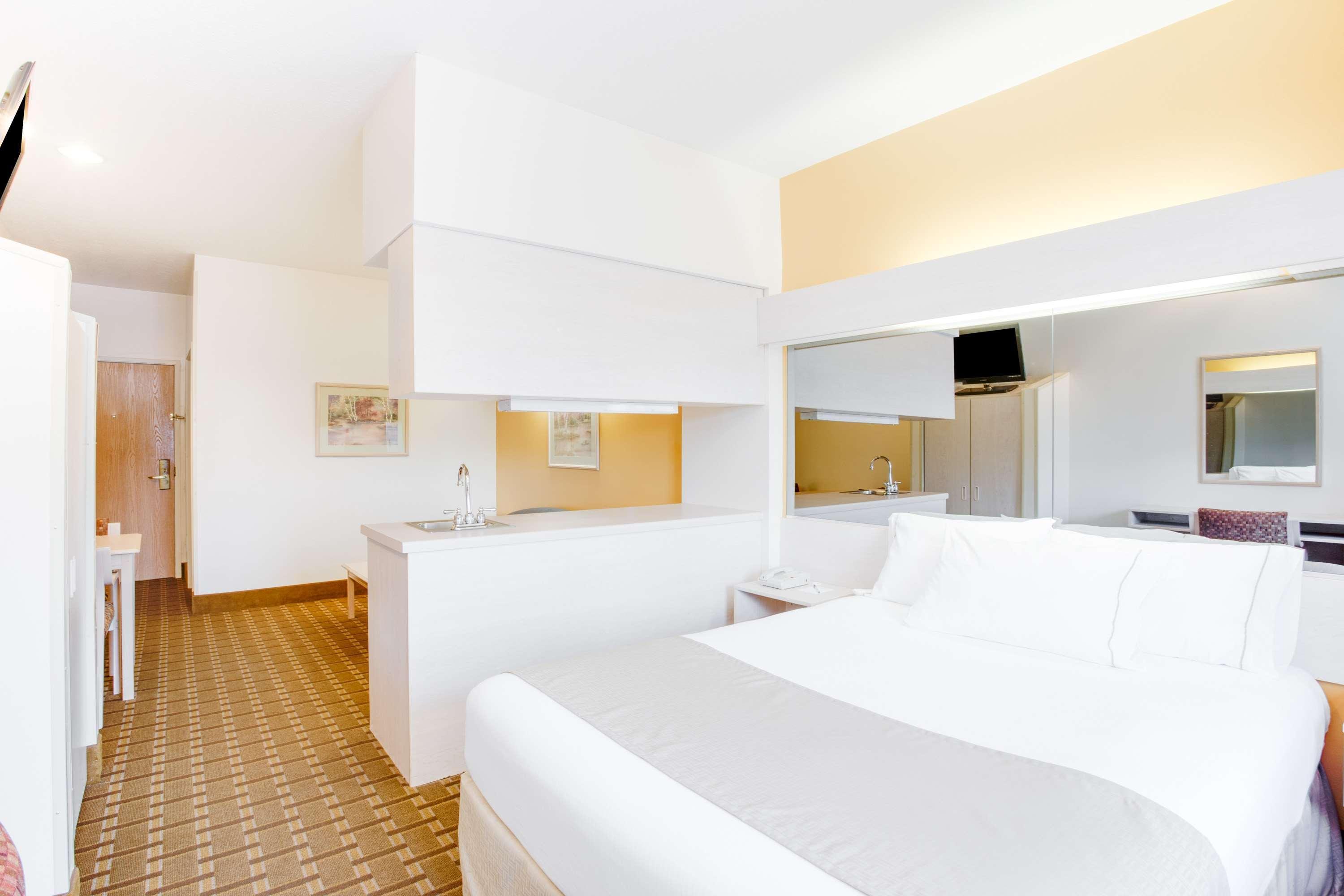 Surestay Hotel By Best Western Christiansburg Blacksburg Εξωτερικό φωτογραφία